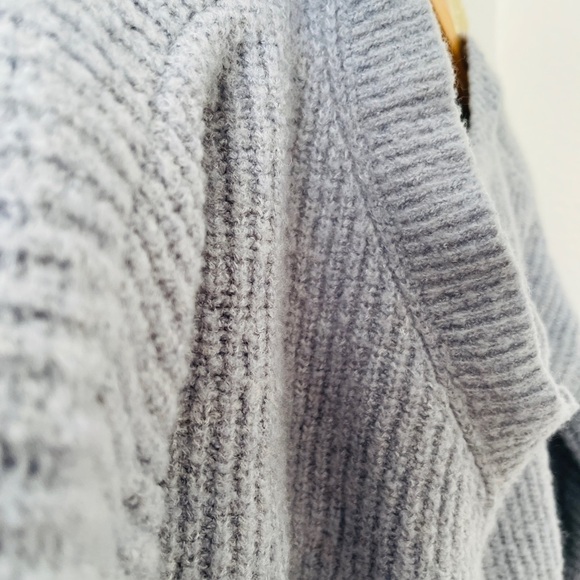 POL wool blend oversized sweater - Picture 2 of 5